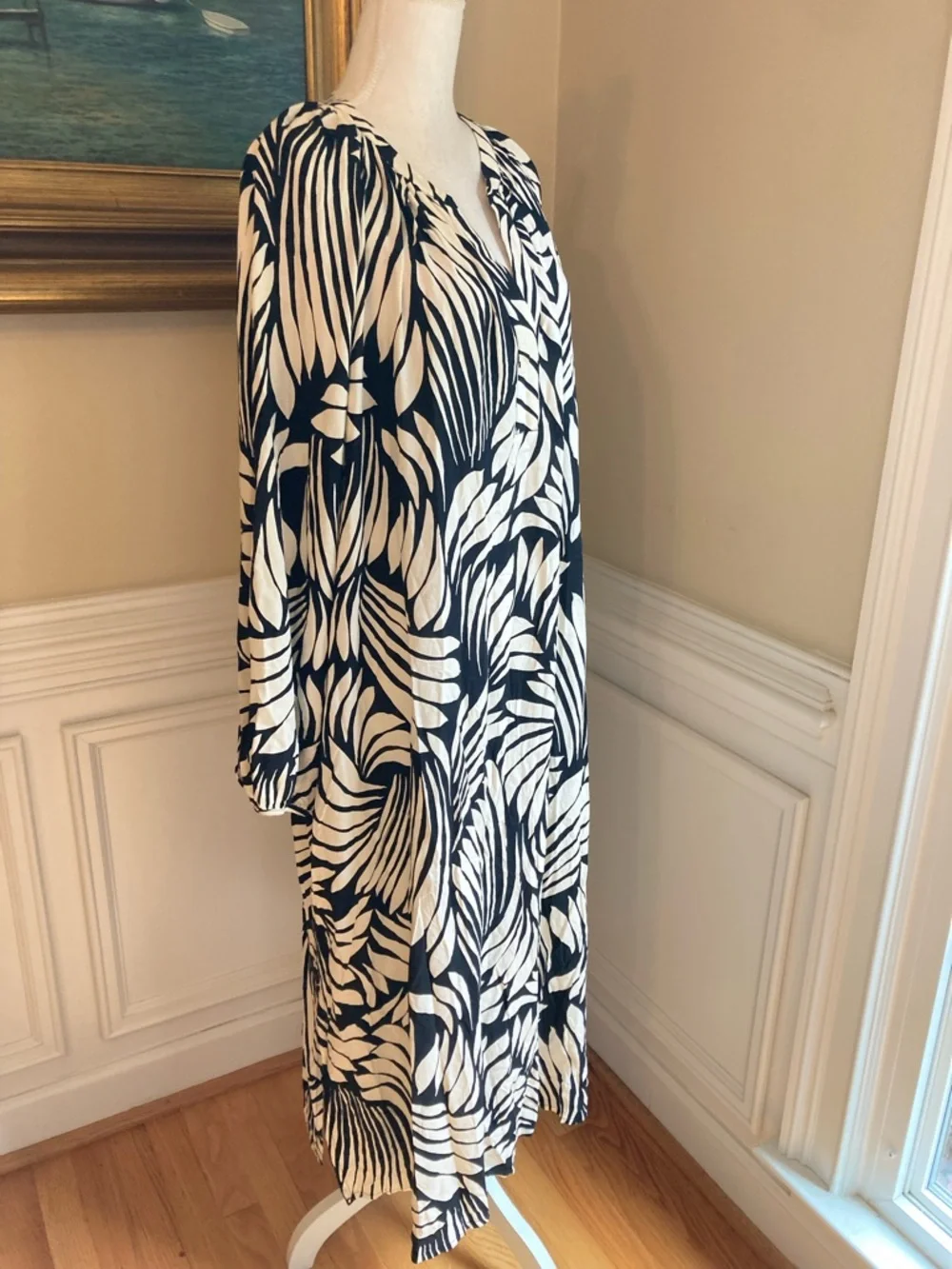 H&M Black Leaf Print Viscose Kaftan Dress NWT - Picture 3 of 9